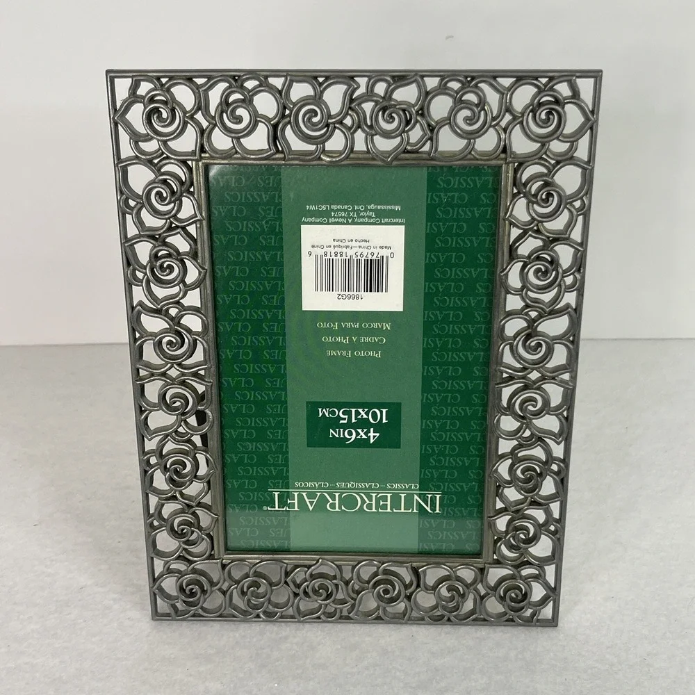 Intercraft Decorative Silvertone Floral Metal Cutout frame 4x6 With Glass
